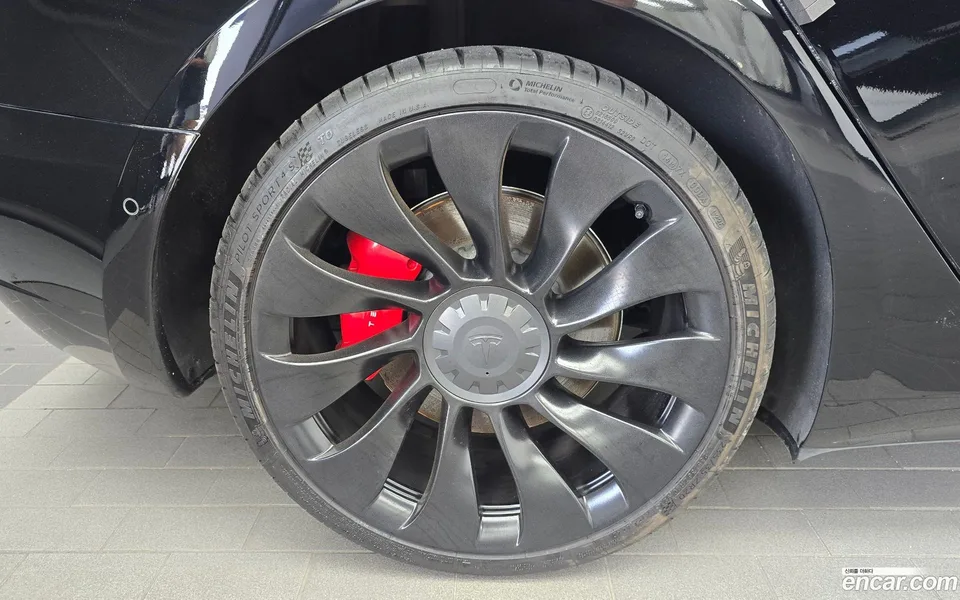Tesla Model 3 AWD 2022 — thumbnail 2