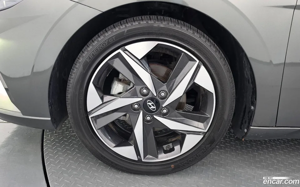 Hyundai Avante 1.6 2023 — thumbnail 2