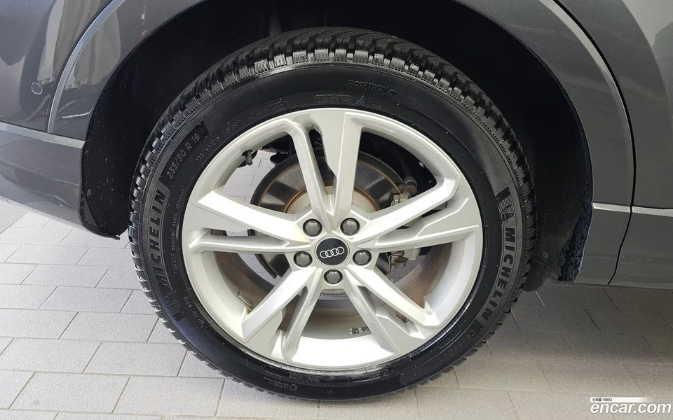 Audi Q3 35 TDI 2022 — thumbnail 2