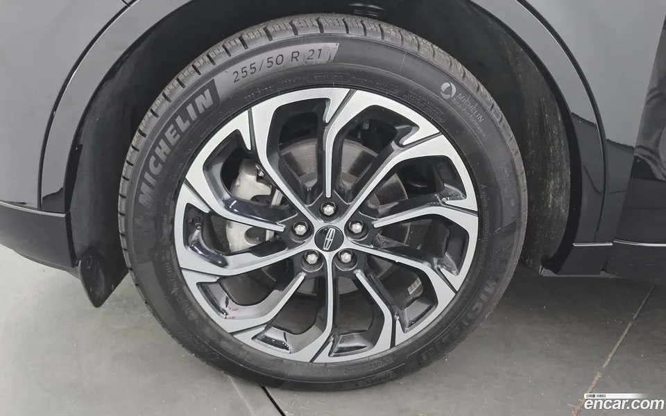 Lincoln Nautilus 2.0 AWD 2025 — thumbnail 2