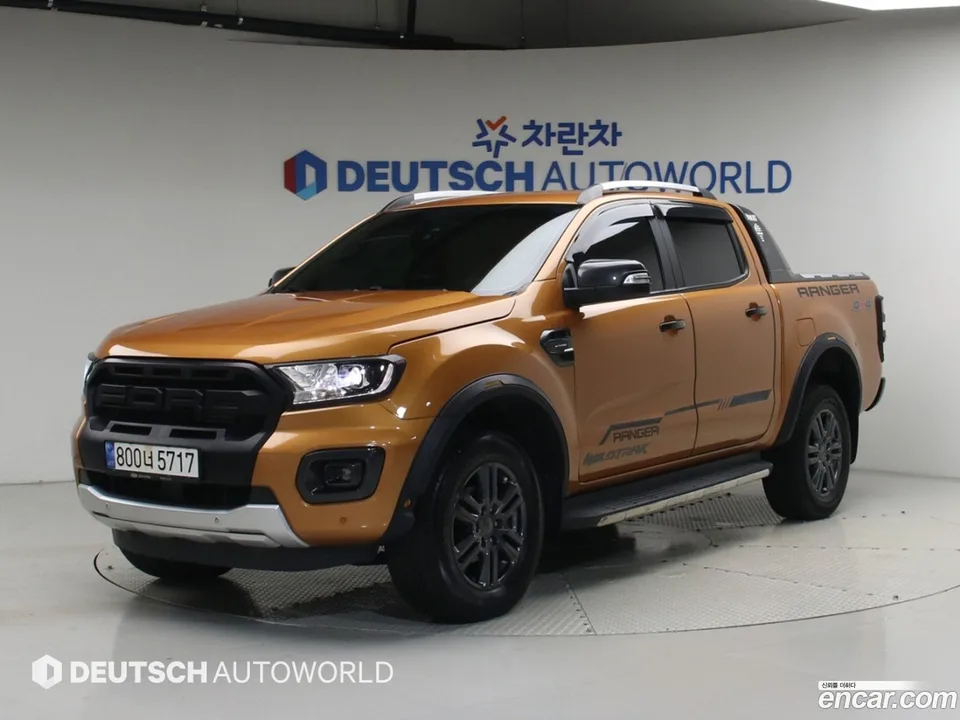 Ford Ranger 2.0 2022 — photo 1, buy with delivery to Moscow