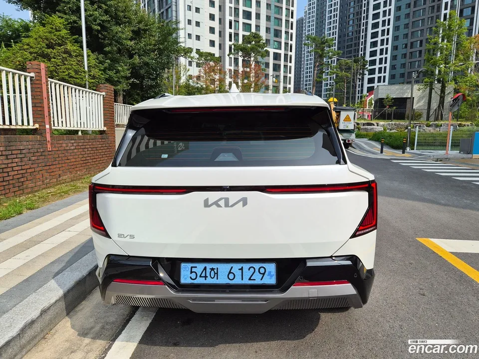 Kia EV5 2WD 2026 — thumbnail 3