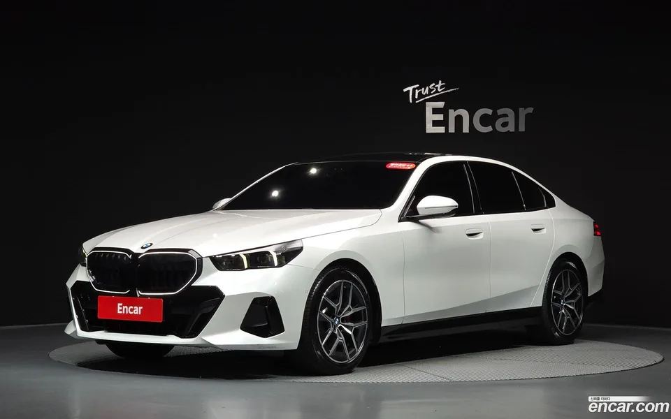 BMW 5 Series 2025