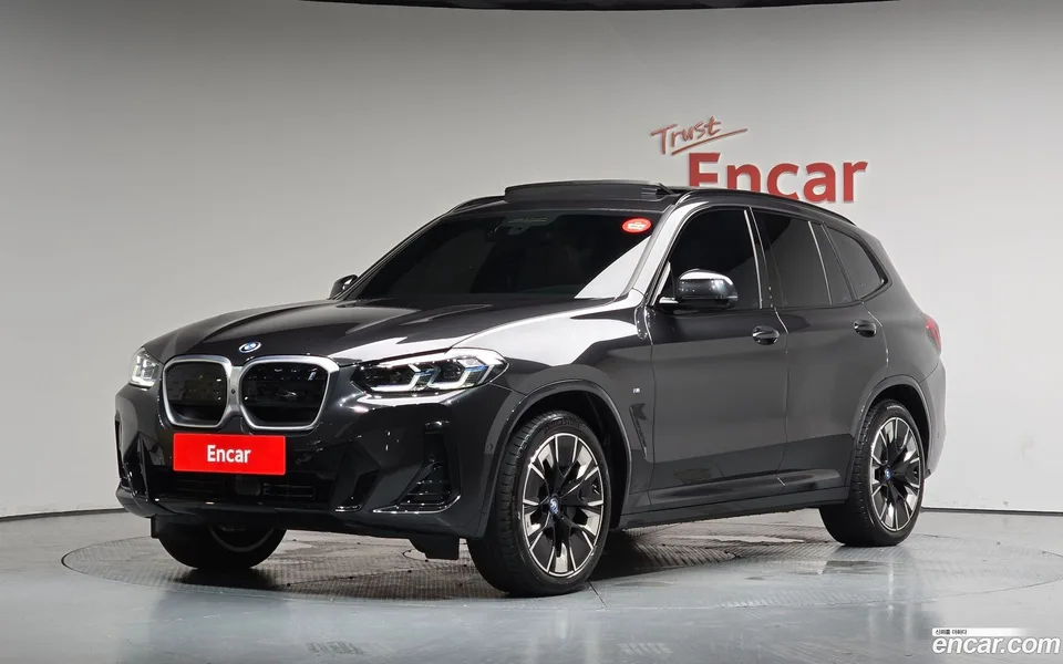BMW iX3 M 2025 — photo 1, buy with delivery to Moscow