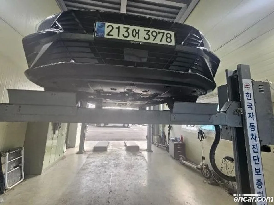 Hyundai Avante CN7 1.6 2023 — photo 1, buy with delivery to Moscow