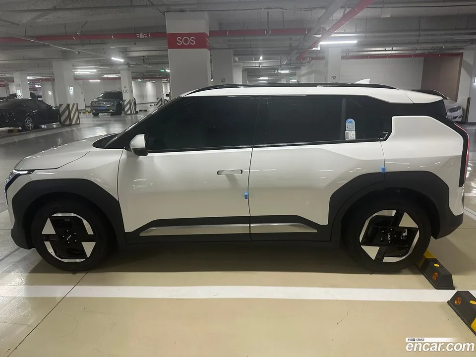 Kia EV3 2WD 2026 — thumbnail 2