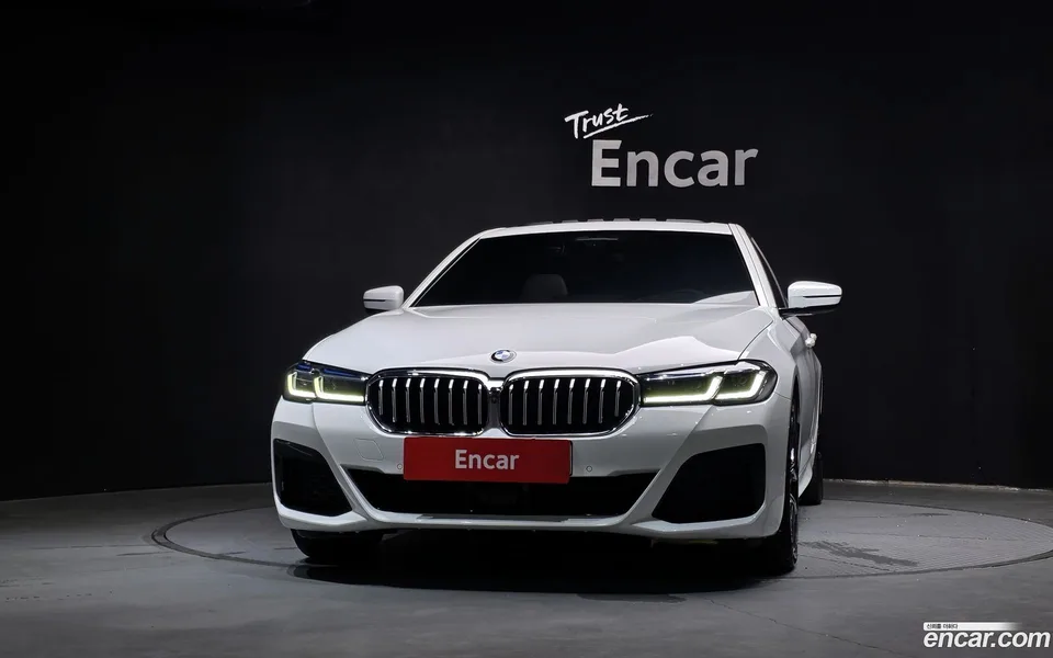 BMW 5 Series 530i M 2023 — миниатюра 3