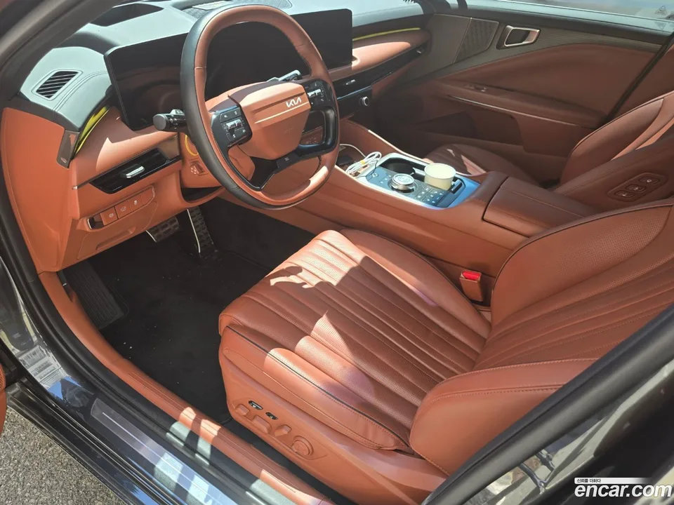 Kia K8 2.5 2WD 2024 — photo 1, buy with delivery to Moscow