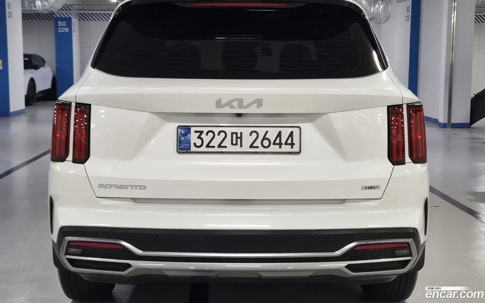 Kia Sorento HEV 1.6 4WD 2023 — thumbnail 2