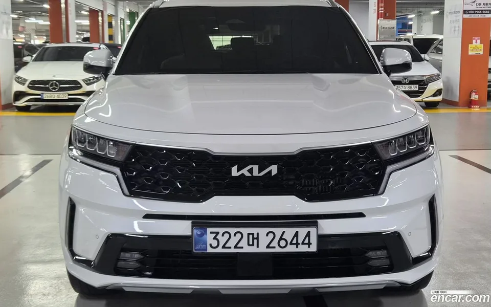 Kia Sorento HEV 1.6 4WD 2023 — photo 1, buy with delivery to Moscow