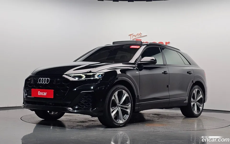 Audi Q8 (4M) 55 TFSI 2025 — photo 1, buy with delivery to Moscow