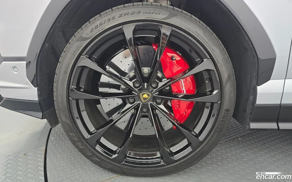 Lamborghini Urus 4.0 V8 S 2024 — thumbnail 2