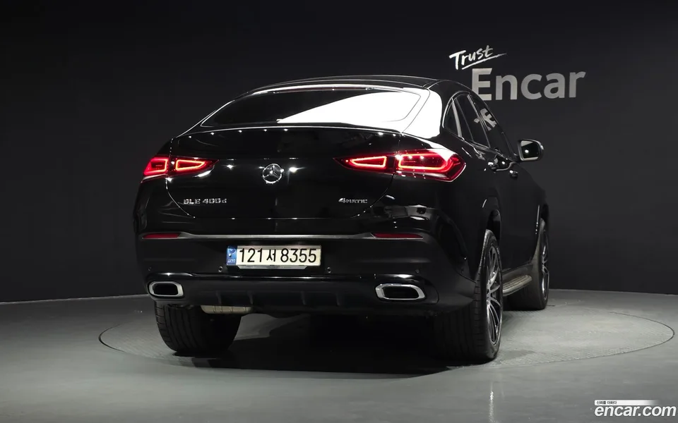 Mercedes-Benz GLE-Class GLE400d 4MATIC 2022 — миниатюра 4