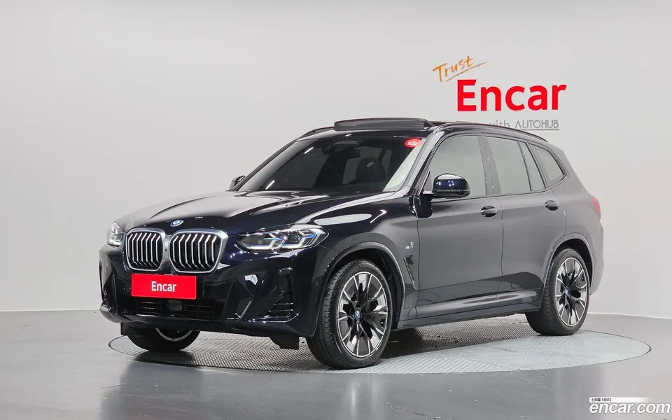 BMW iX3 M 2023 — photo 1, buy with delivery to Moscow