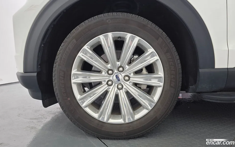 Ford Explorer 2.3 4WD 2022 — thumbnail 2
