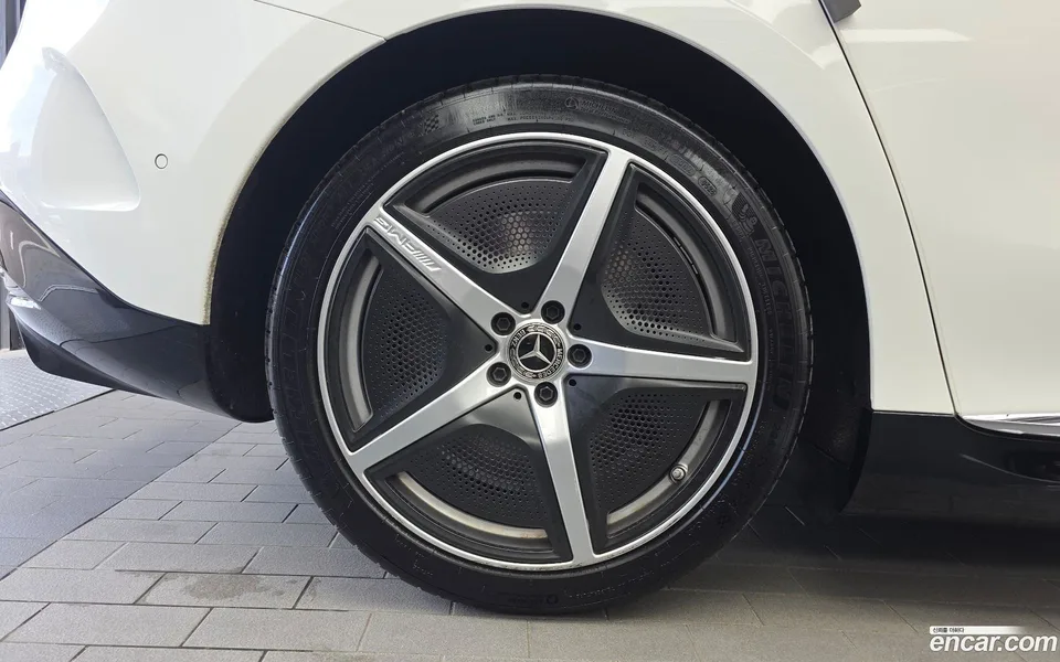 Mercedes-Benz EQE EQE350 4MATIC 2023 — миниатюра 2