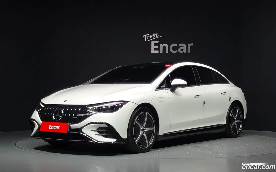 Mercedes-Benz EQE EQE350 4MATIC 2023 — фото 1, купить с доставкой в Москву