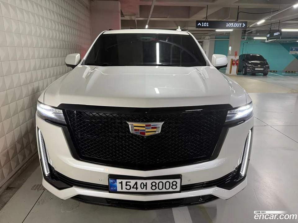 Cadillac Escalade 6.2 2024 — photo 1, buy with delivery to Moscow