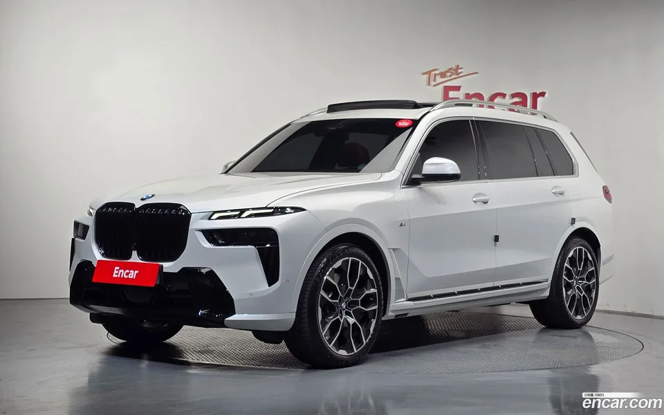 BMW X7 2025