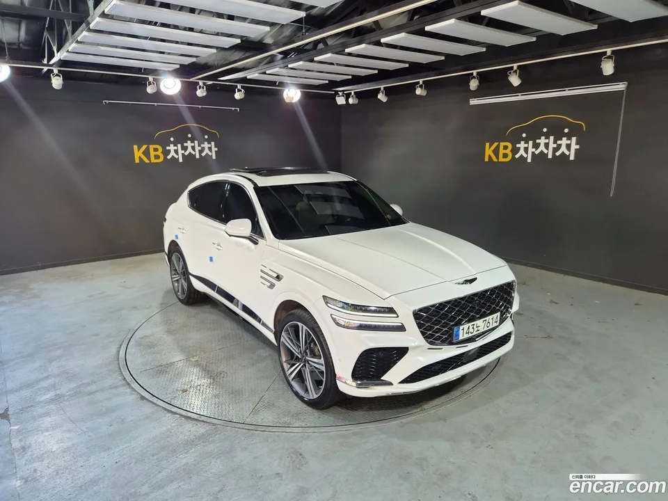 Genesis GV80 Coupe 2.5T AWD 2023 — photo 1, buy with delivery to Moscow
