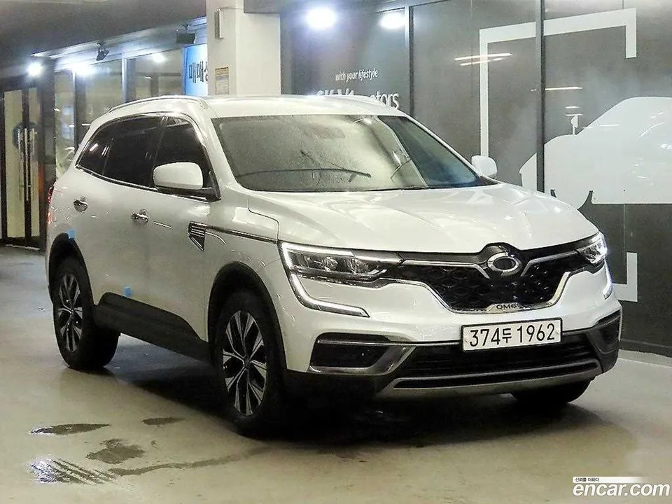 Renault Samsung QM6 2.0 LPe LE 2WD 2022 — photo 1, buy with delivery to Moscow