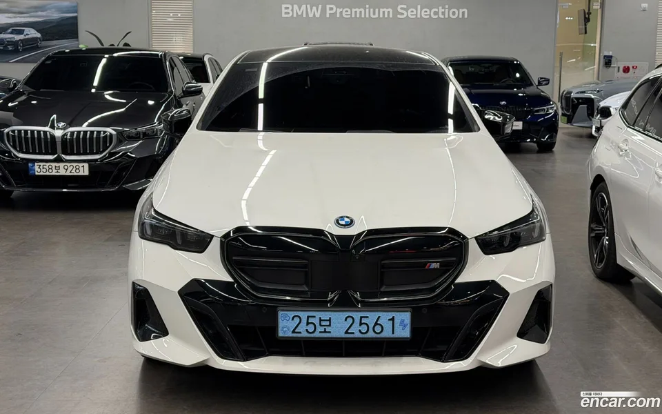 BMW i5 2024
