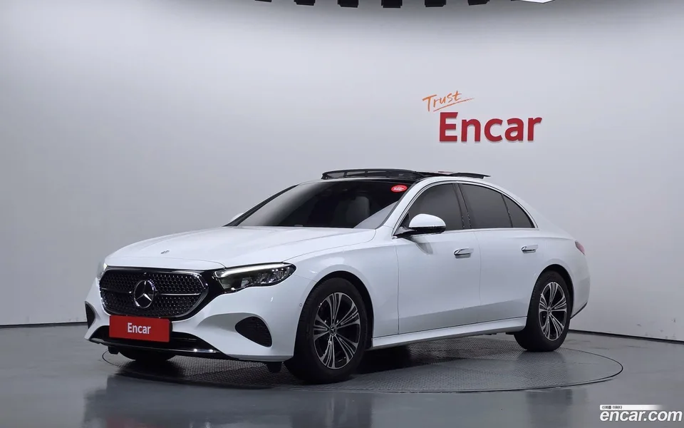 Mercedes-Benz E-Class 2025