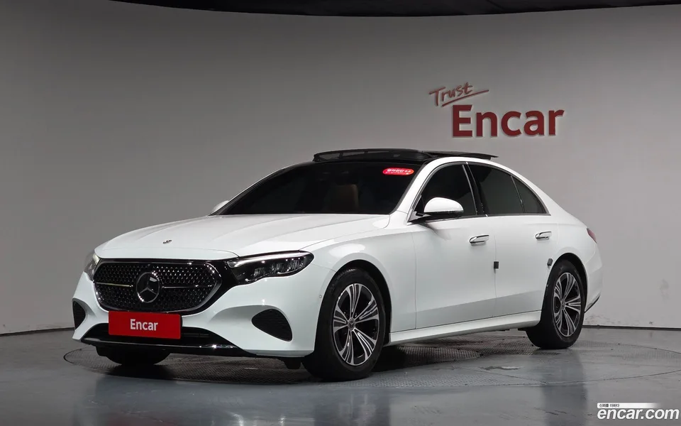 Mercedes-Benz E-Class 2025