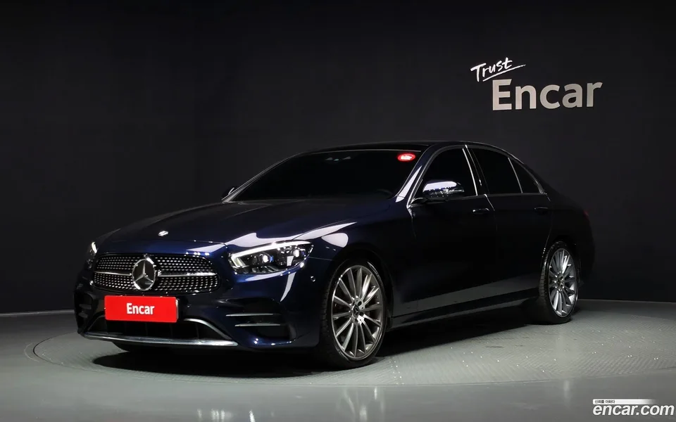 Mercedes-Benz E-Class 2022