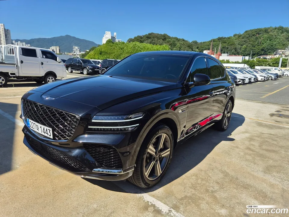 Genesis GV80 Coupe 2.5T AWD 2024 — фото 1, купить с доставкой в Москву