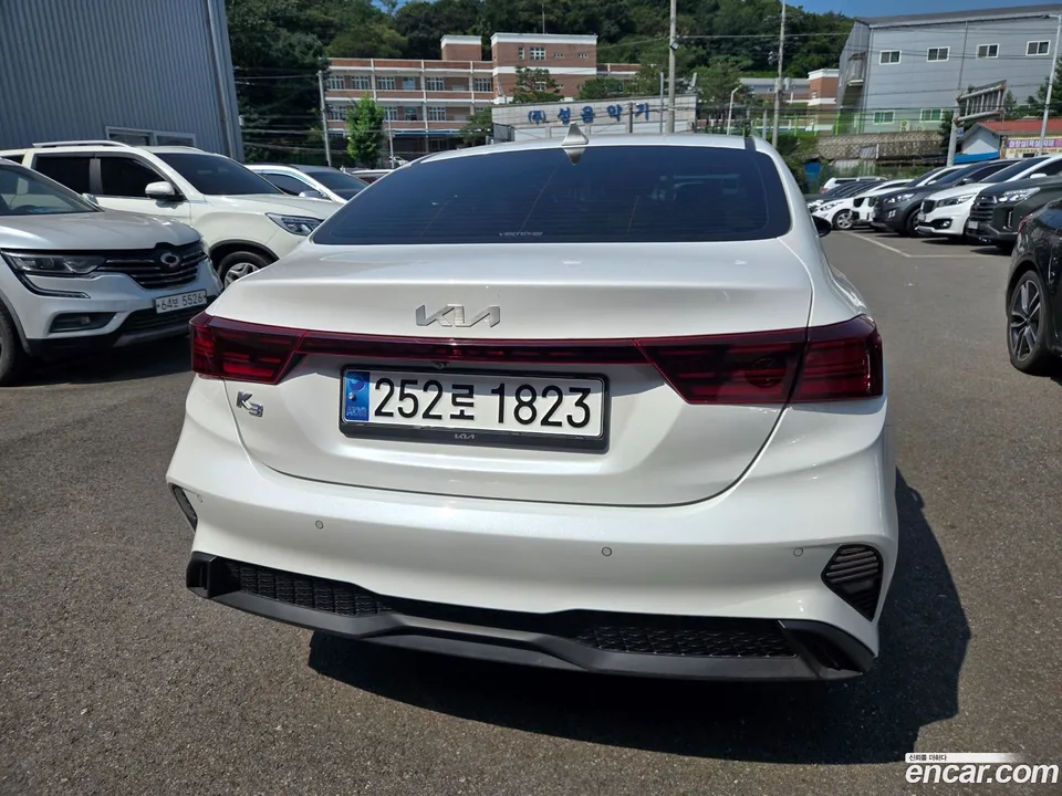 Kia K3 1.6 2024 — миниатюра 4