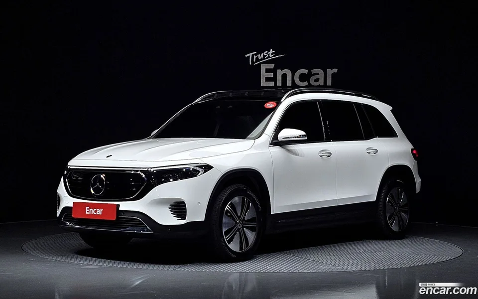 Mercedes-Benz EQB 2024