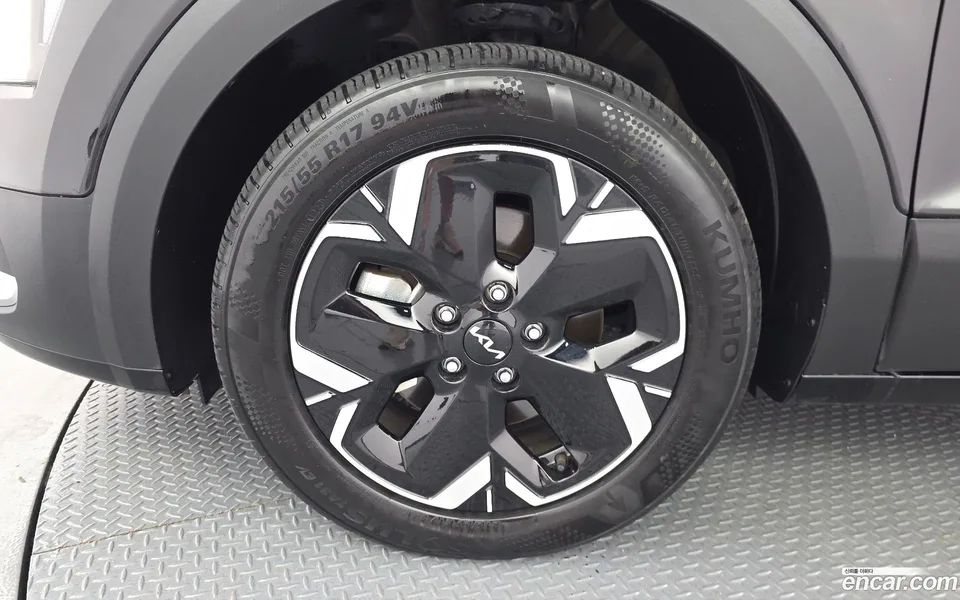 Kia Niro EV 2023 — миниатюра 5