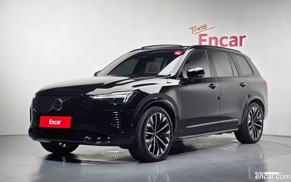 Volvo XC90 2025