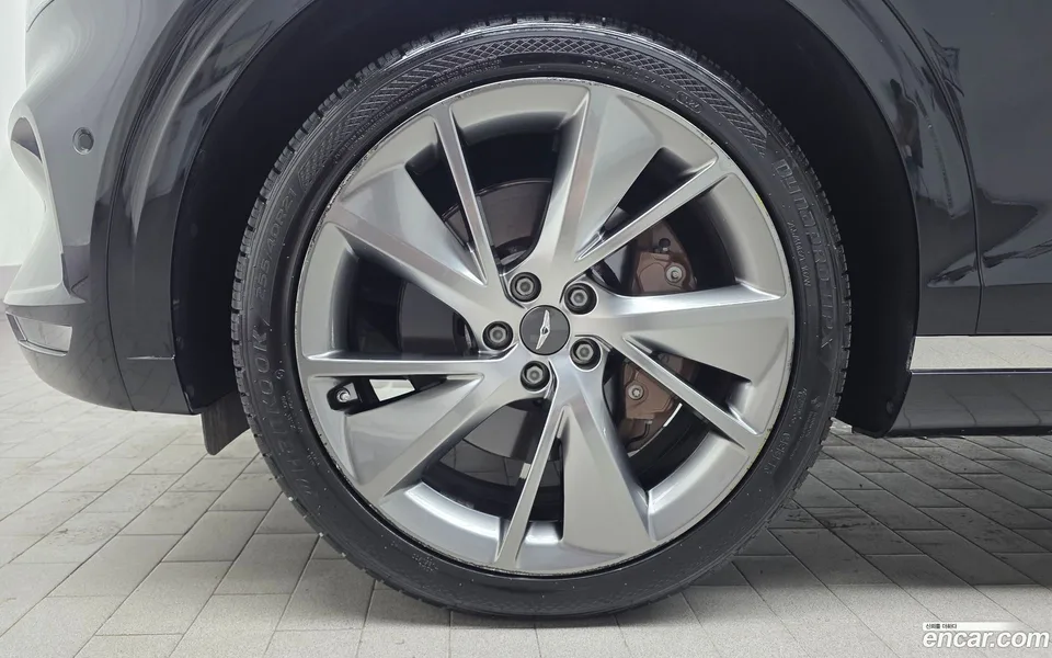 Genesis GV70 3.5T AWD 2024 — миниатюра 2