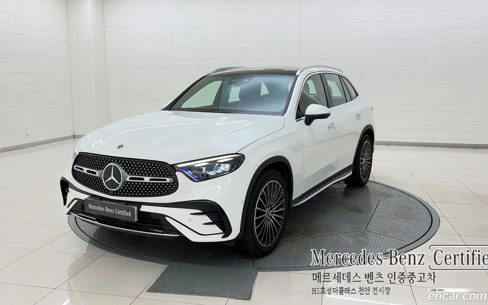Mercedes-Benz GLC-Class GLC300 4MATIC AMG Line 2025 — фото 1, купить с доставкой в Москву