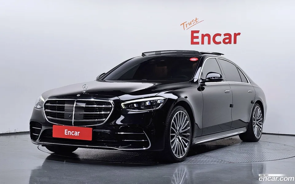 Mercedes-Benz S-Class 2024