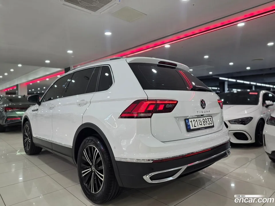 Volkswagen Tiguan 2.0 TDI 2022 — миниатюра 4