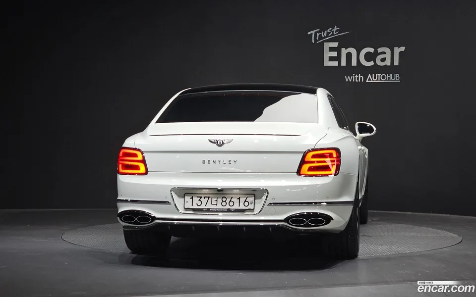 Bentley Flying Spur 4.0 2024 — миниатюра 4