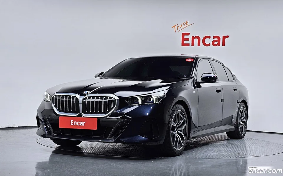 BMW 5 Series 2023