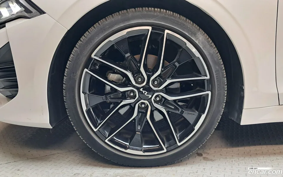 Kia K5 1.6 2022 — миниатюра 2