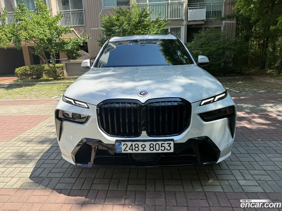 BMW X7 2024