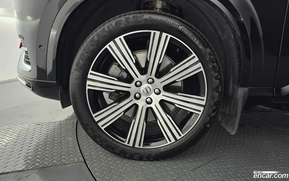 Volvo XC90 T8 2023 — миниатюра 2