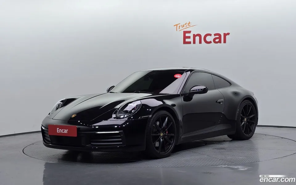 Porsche 911 (992) 2024