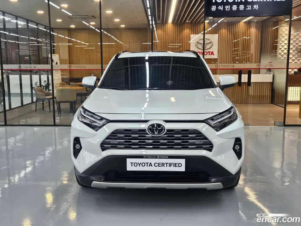 Toyota RAV4 2.5 4WD LTD 2025 — миниатюра 3