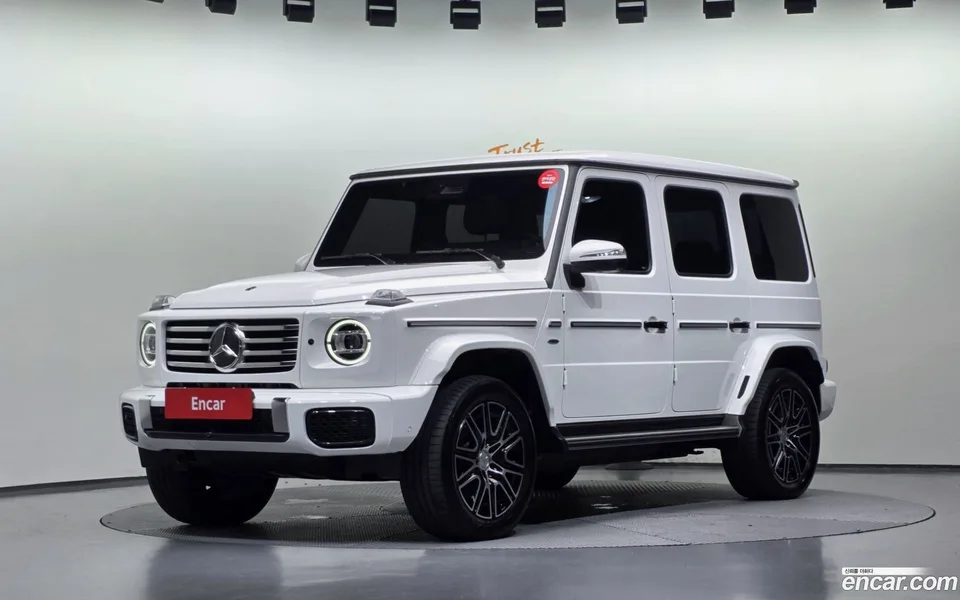 Mercedes-Benz G-Class 2025