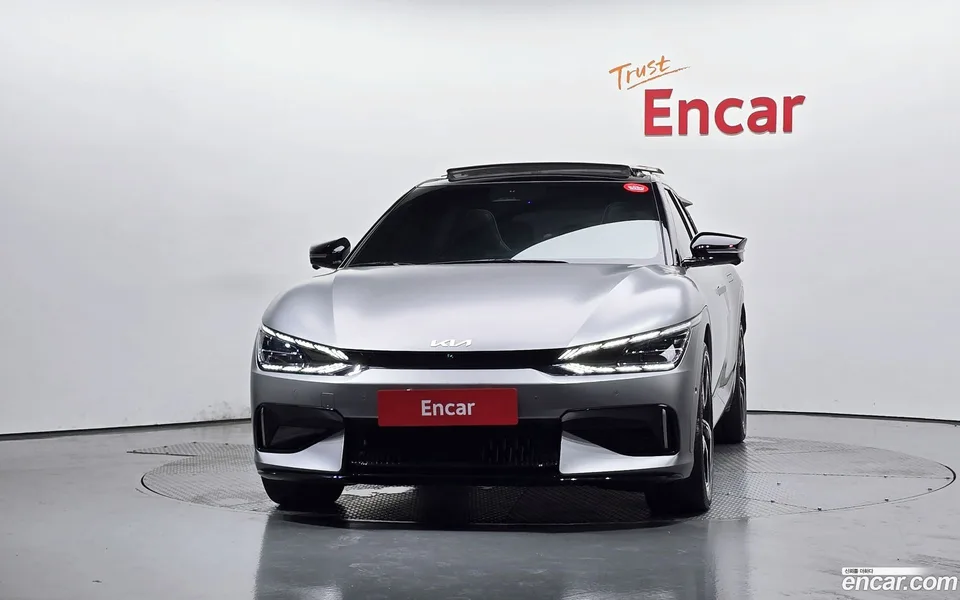 Kia EV6 GT 4WD 2023 — миниатюра 3