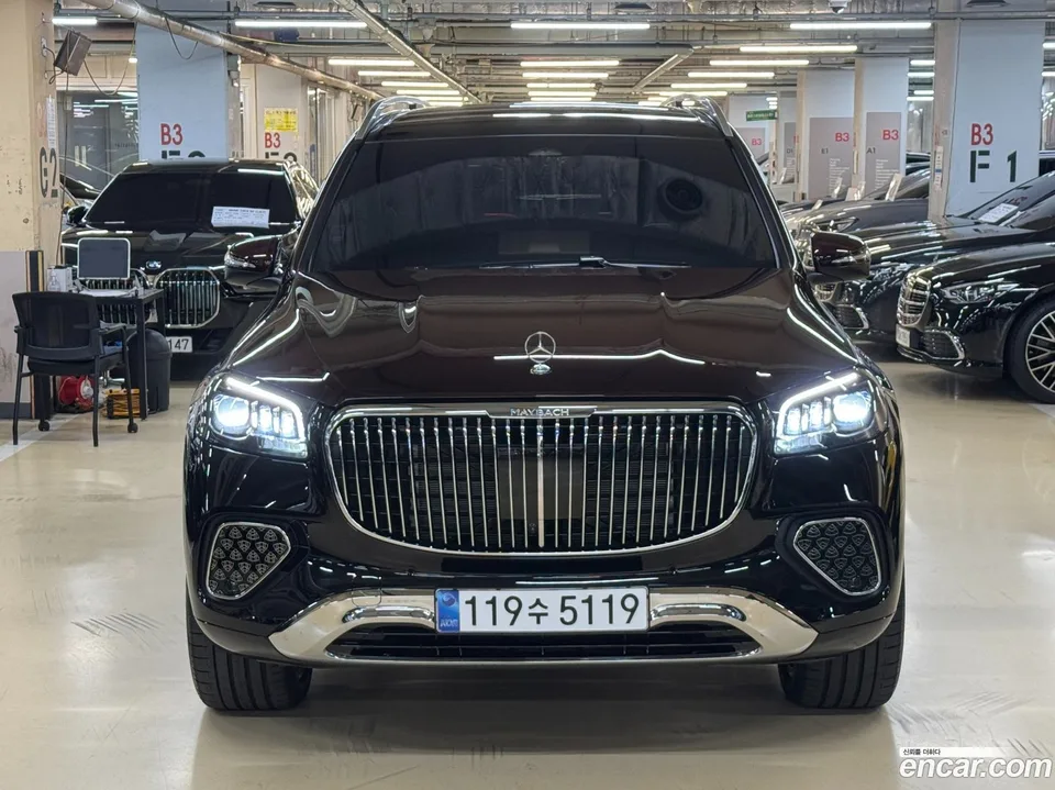 Mercedes-Benz GLS-Class GLS600 4MATIC 2025 — thumbnail 3