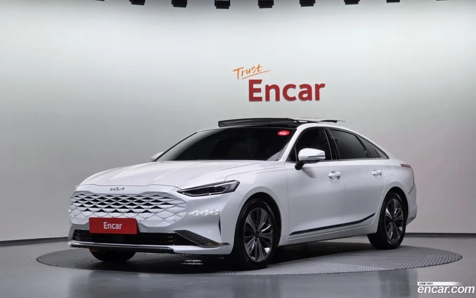 Kia K8 Hybrid 2023