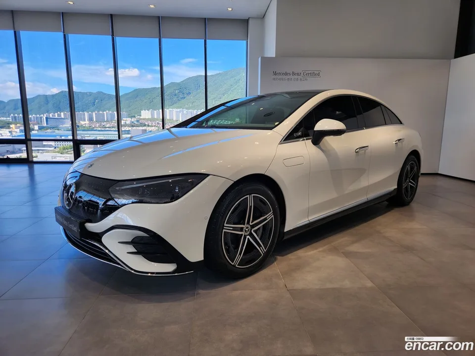 Mercedes-Benz EQE 2026